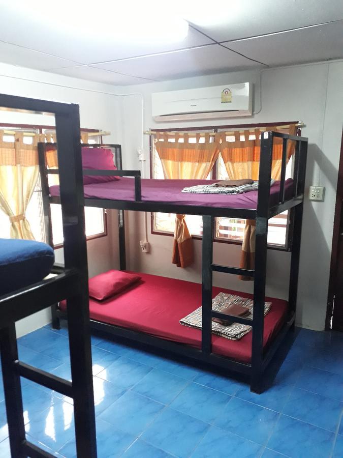 Cody Guesthouse Τσιάνγκ Μάι Εξωτερικό φωτογραφία